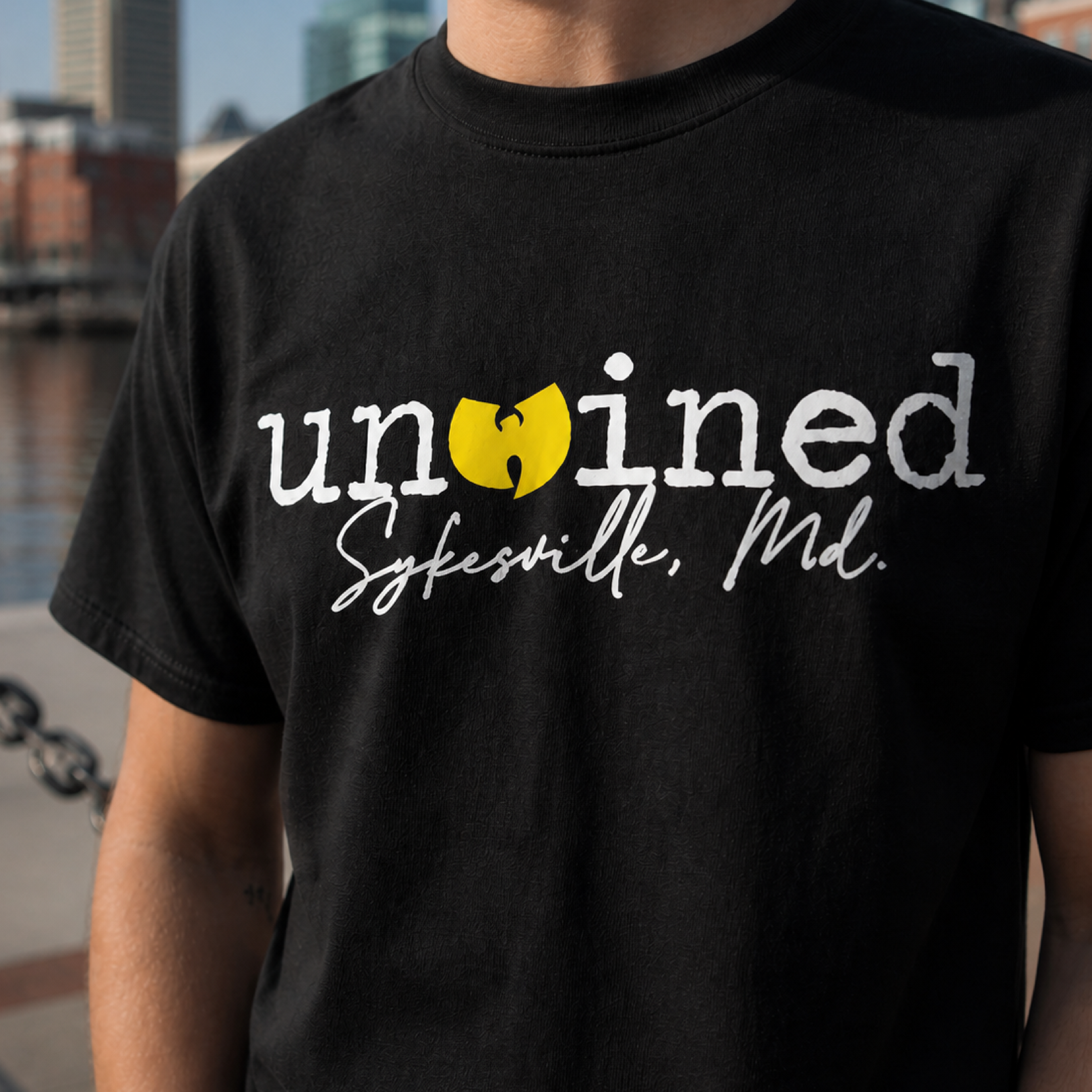 Classic W Graphic Tee
